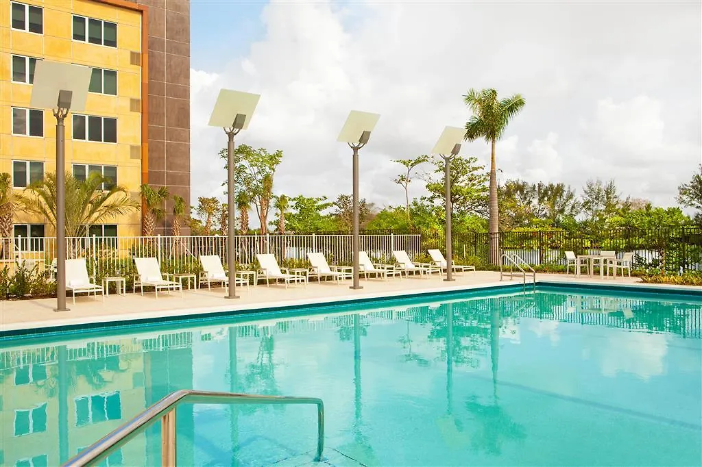 Element International Airport Miami