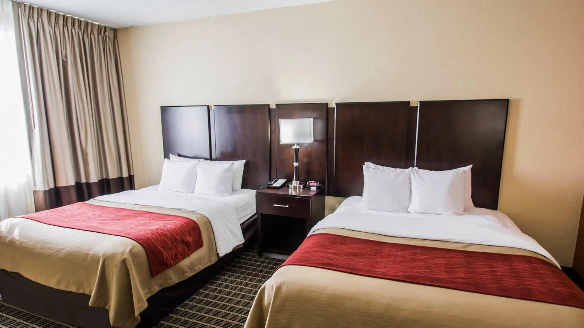Hotel Clarion & Miami International Airport 2*