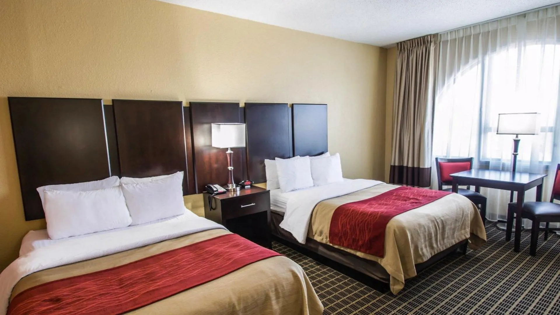 Clarion & Miami International Airport Hotel 2*