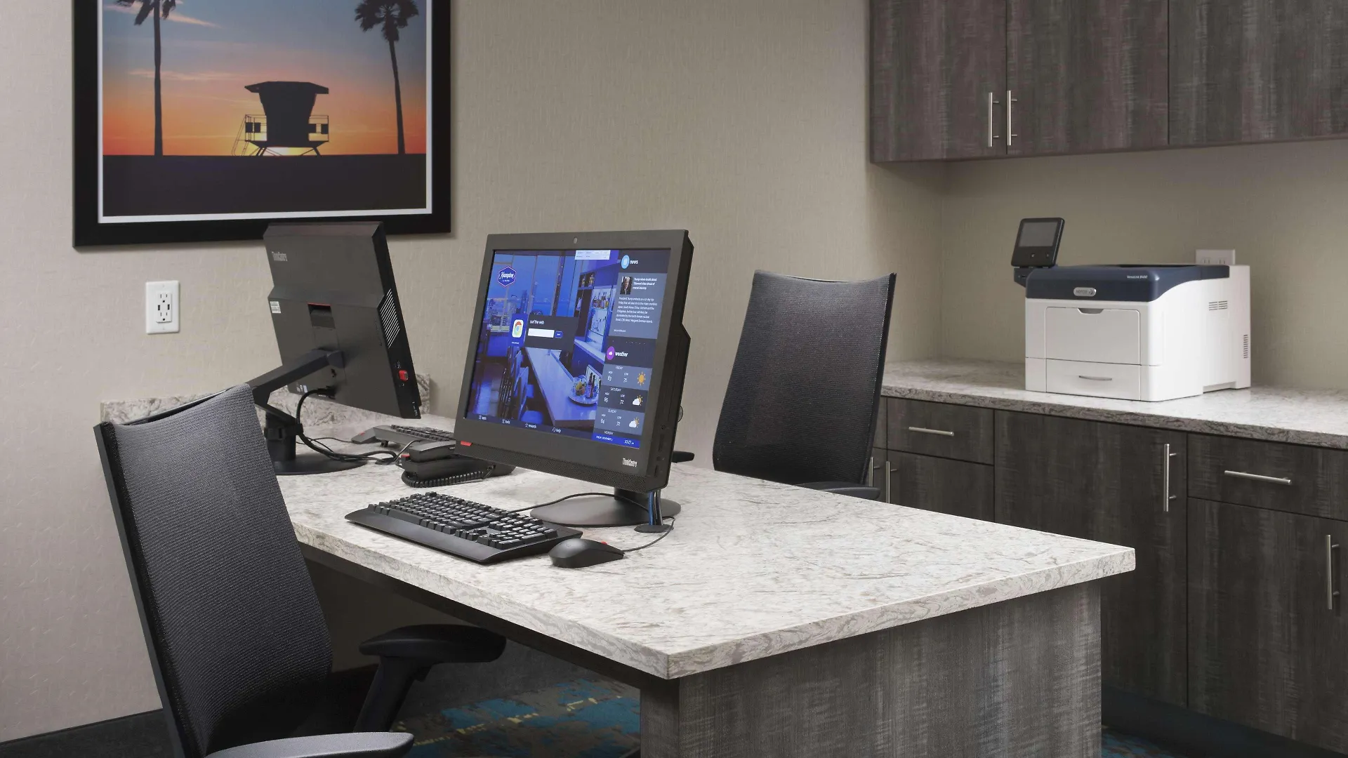 Hotel Hampton Airport East 3*