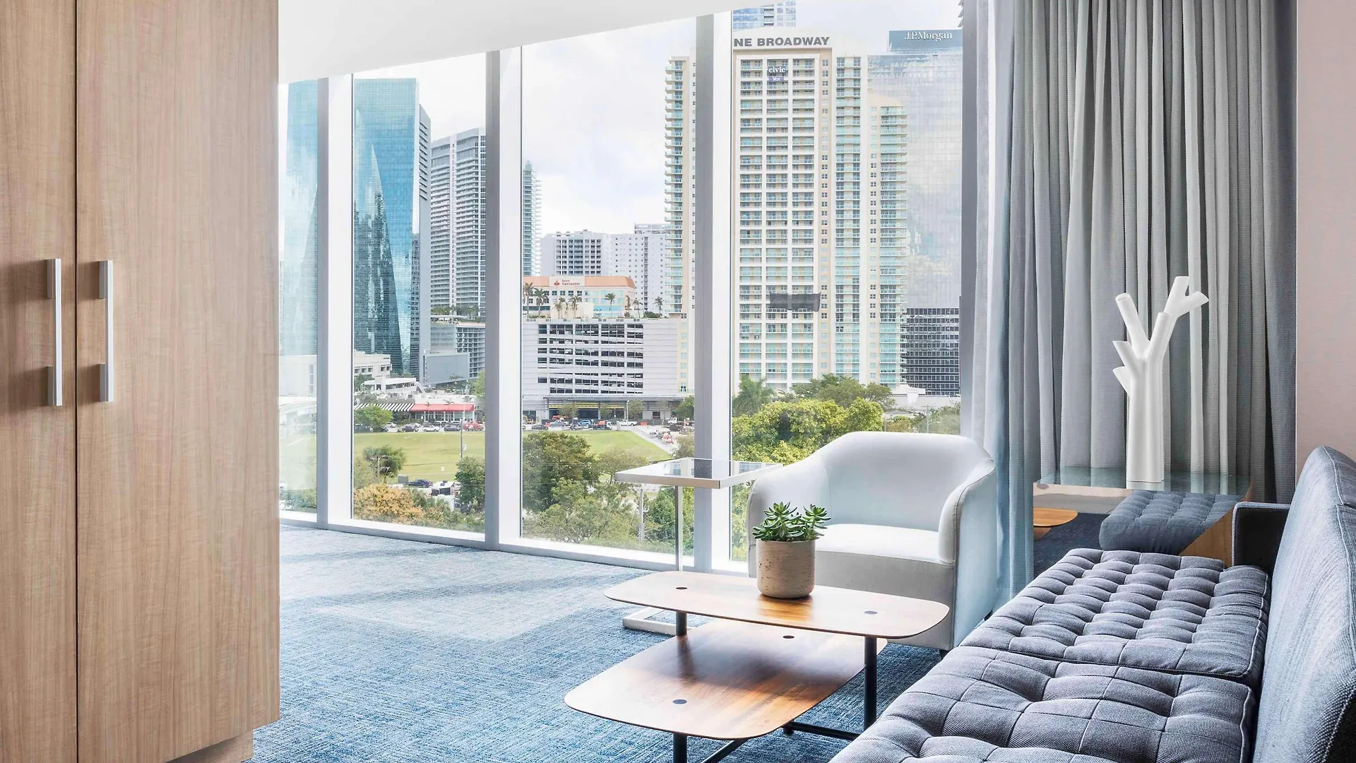 Novotel Brickell Hotel 4*