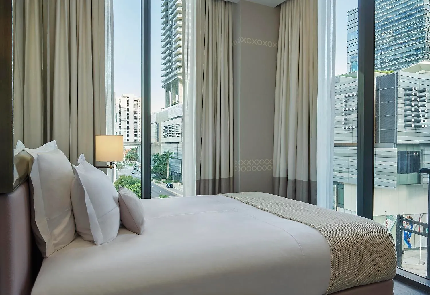 Sls Lux Brickell 5*