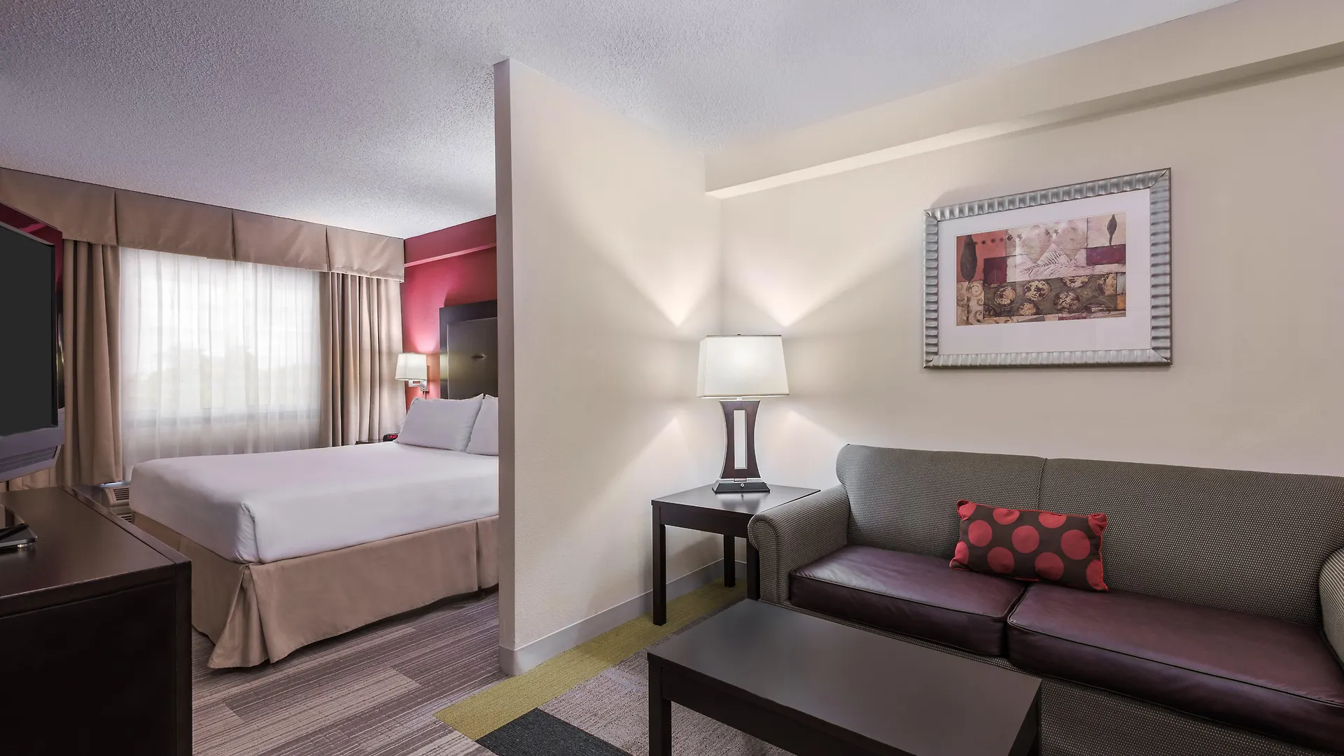 Express & East-miami By Ihg Hotel Kendall