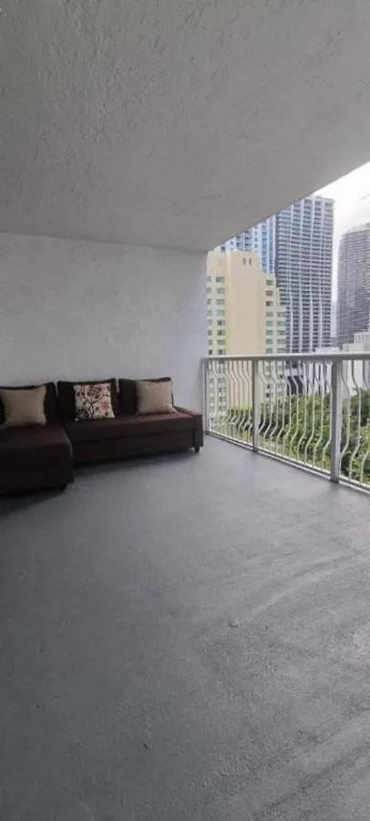 In Brickell The Miami. Free Parking Apartment