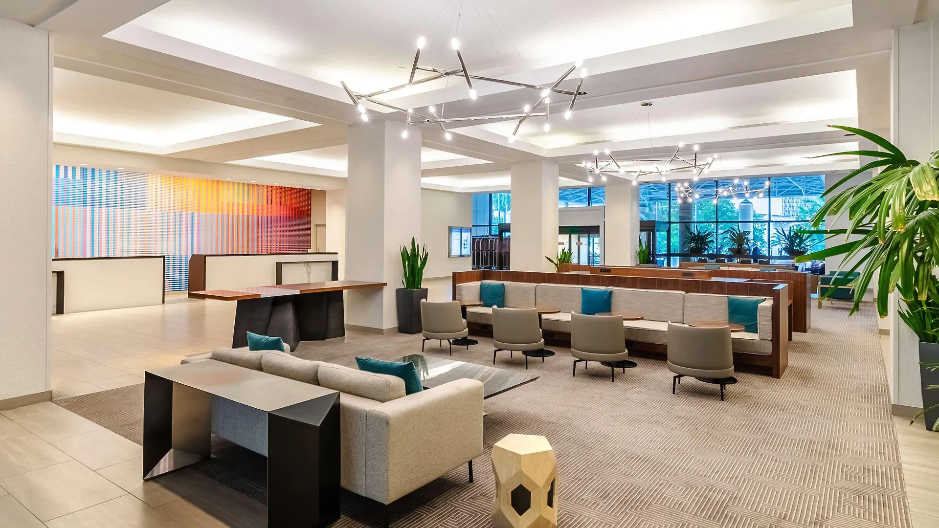 Hyatt Regency 3*