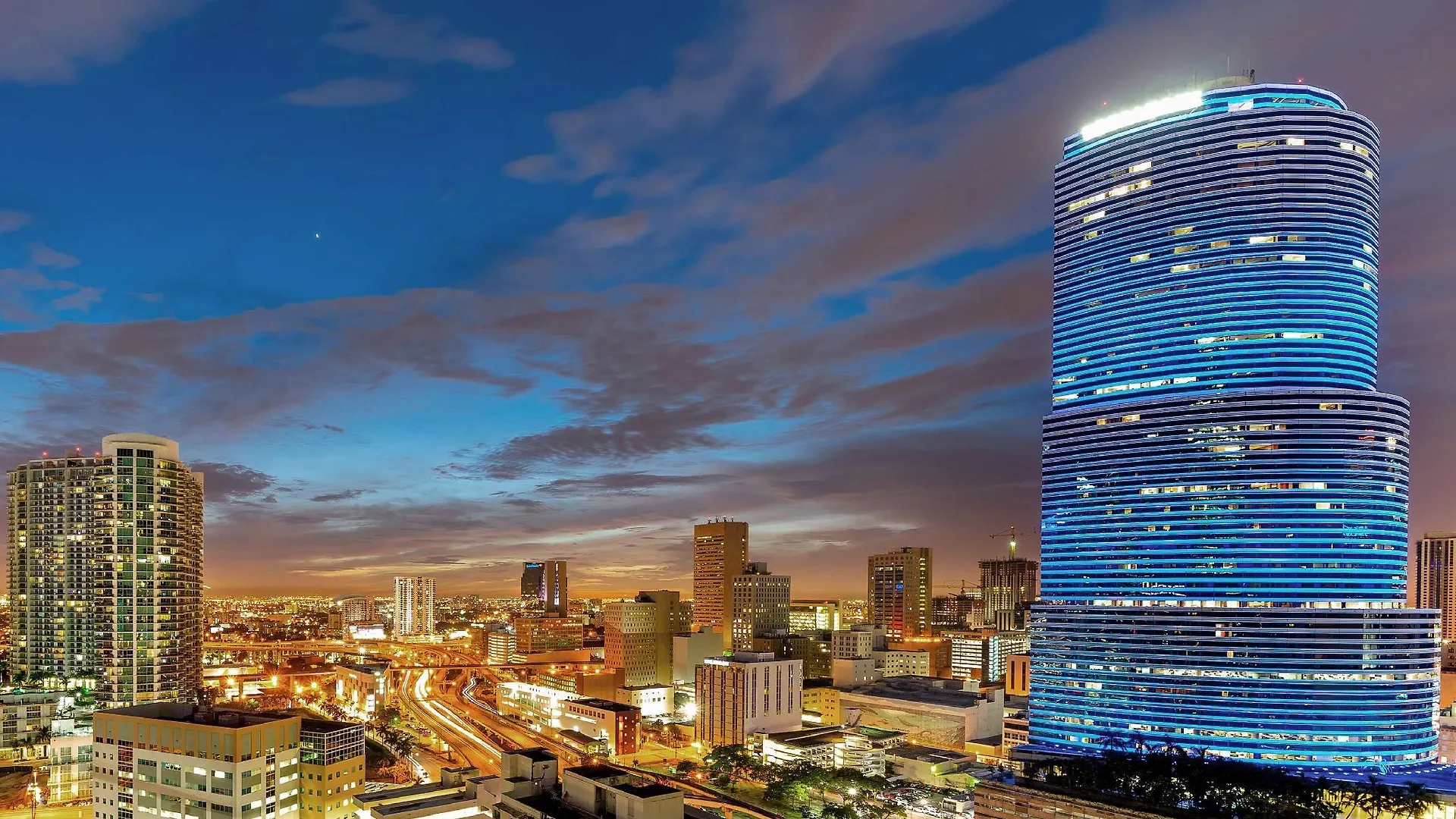 Hyatt Regency Hotel