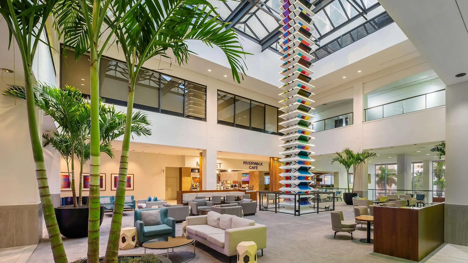 Hotel Hyatt Regency 3*