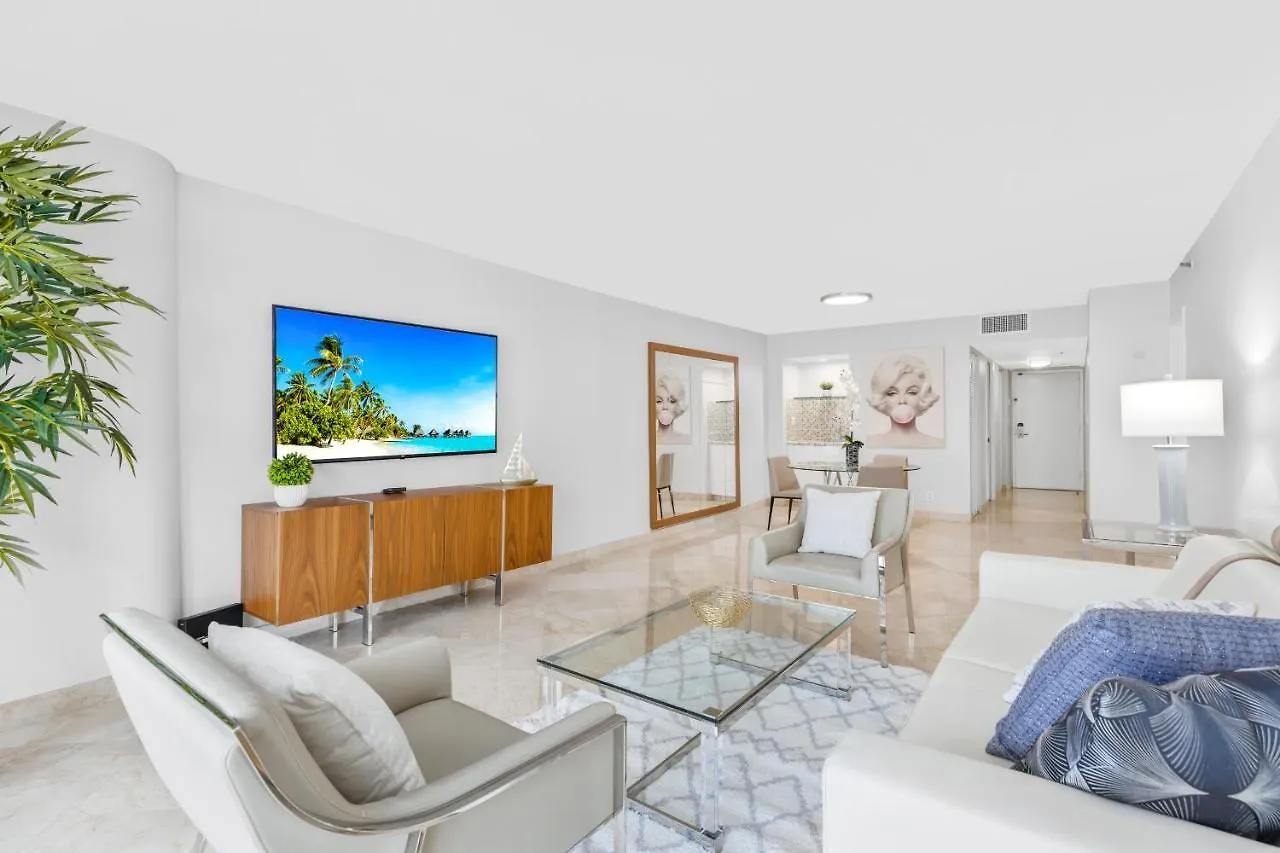 Biscayne Bay Blues Apartment *