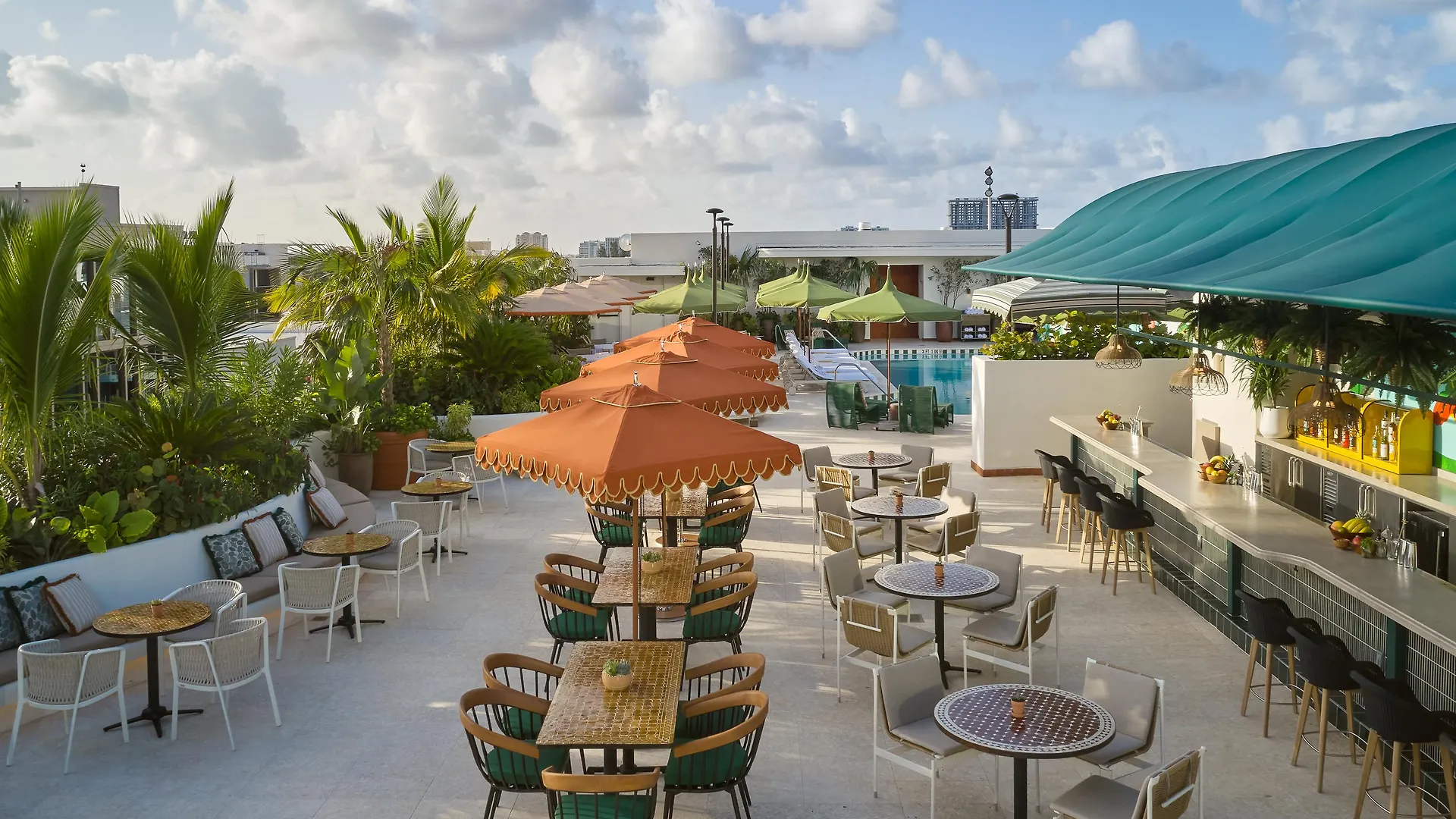 Mayfair House & Garden Hotel 5*