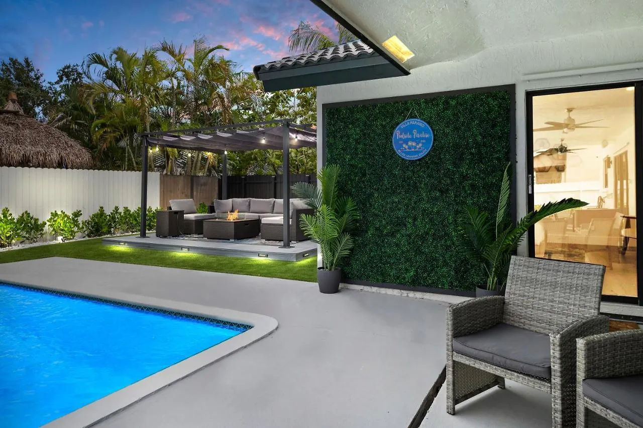 Paradise Miami, Luxury Gem With Heated Pool, Game Room, Fire Pit, 3 Bed 2 Bath Villa Miami