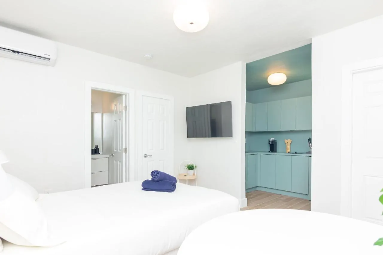 Newly Renovated Stylish In El Portal #2 Apartment Miami