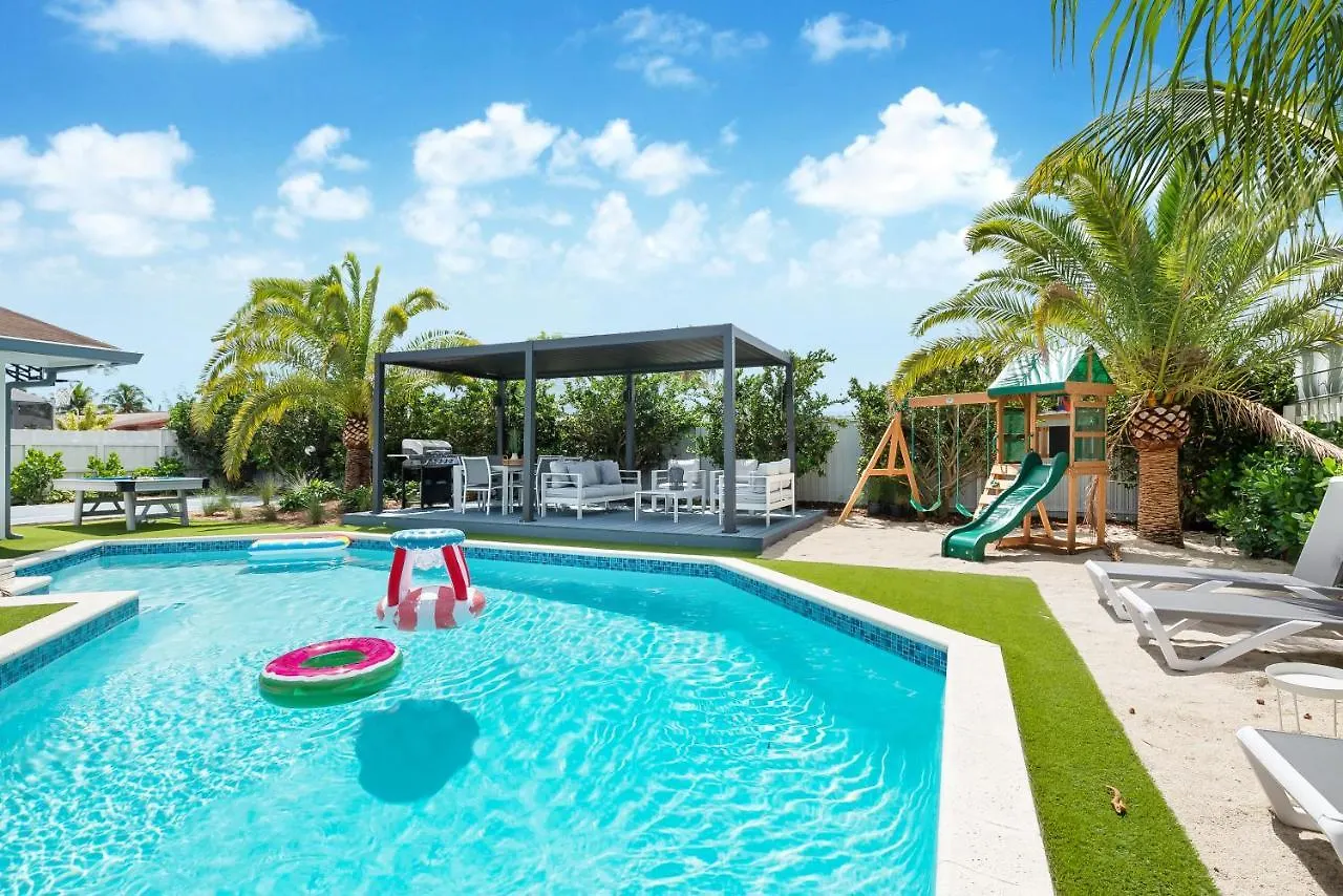 Stunning 5Br Heated Pool, Beach Access & Games L06 度假居 迈阿密