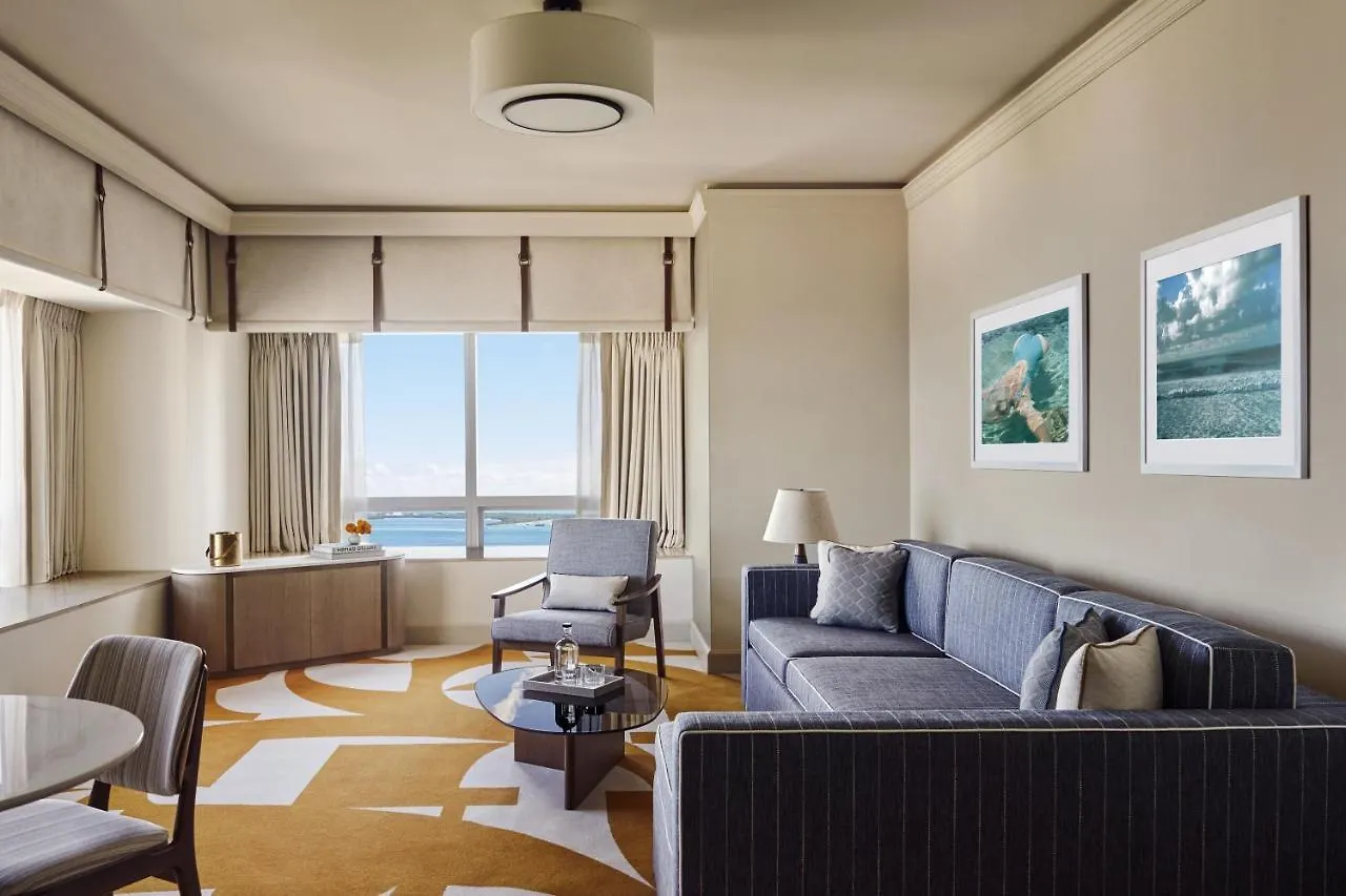 Four Seasons 5*