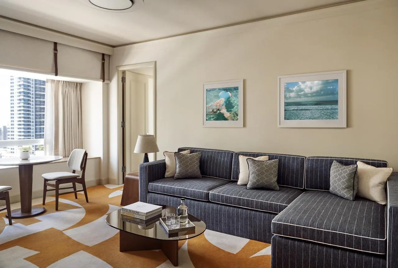 Four Seasons Hotell 5*