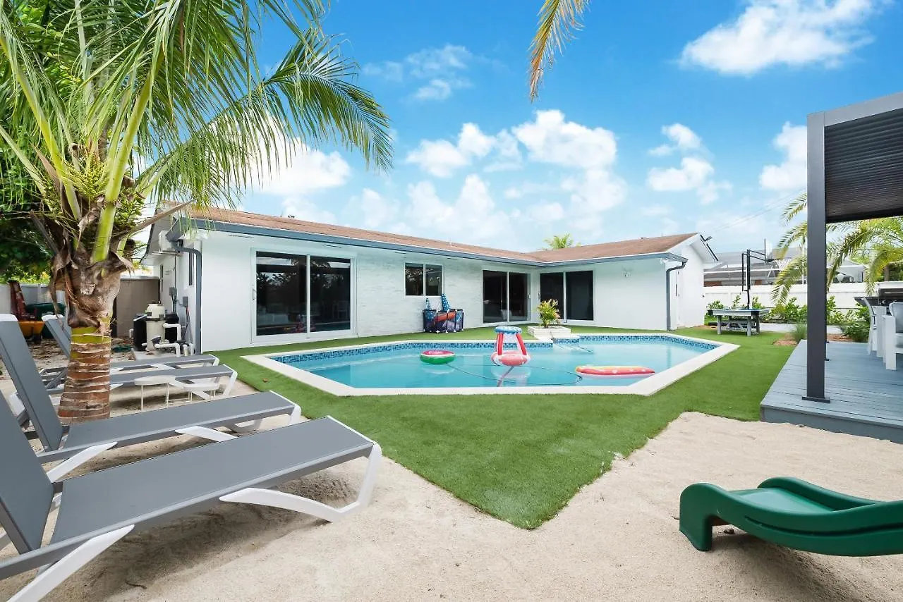 Stunning 5Br Heated Pool, Beach Access & Games L06 *