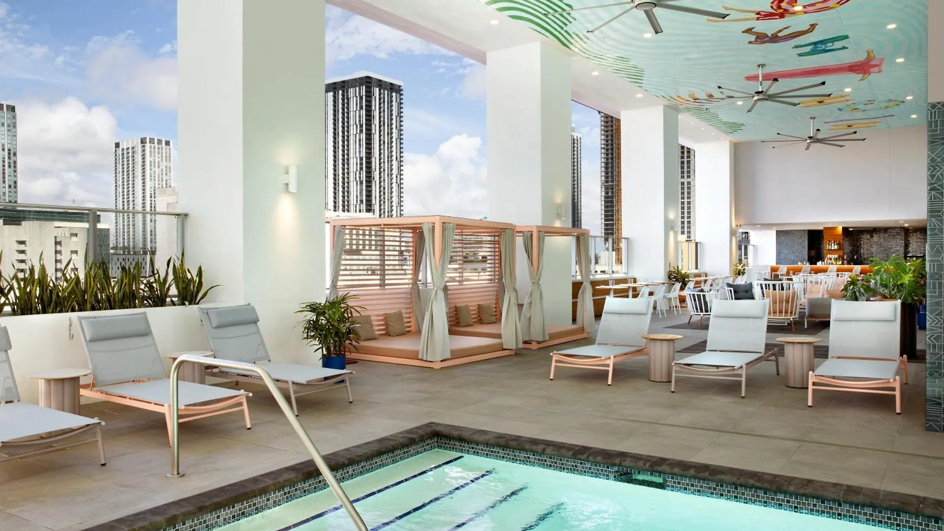 Hotel Yotelpad 4*
