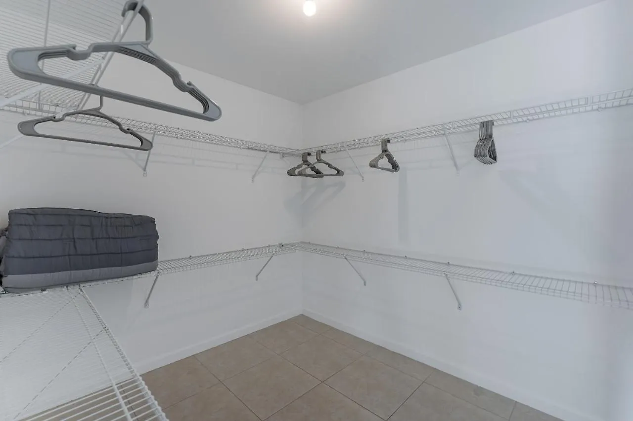 Spectacular New 2br 2ba At Midtown Wynwood * Miami