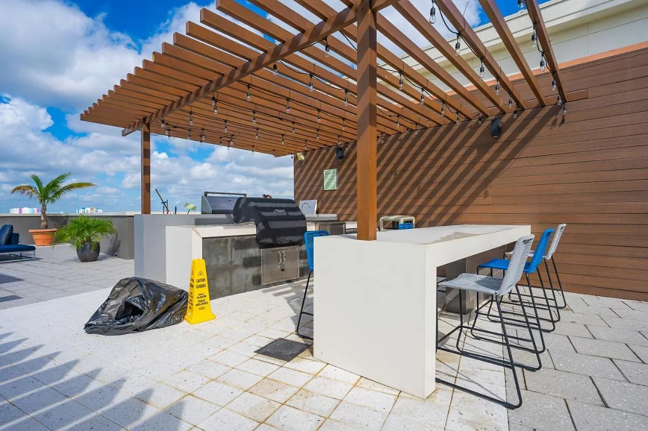 Spectacular New 2br 2ba At Midtown Wynwood