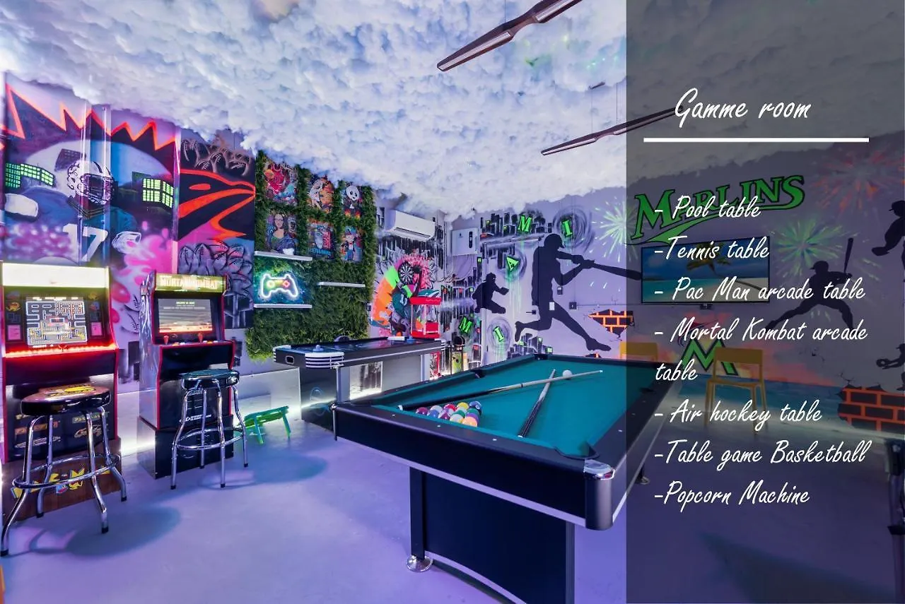 Glamour - 5br, Heated Pool, Game Haven L23 Feriehus