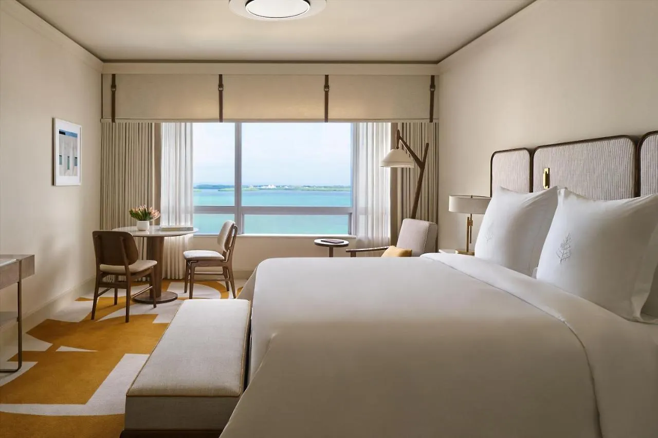Four Seasons 5*