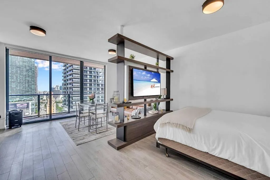Lovely 1-bedroom Unit Downtown Miami/arena View * Miami