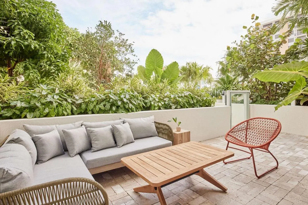 Arlo Wynwood 4*