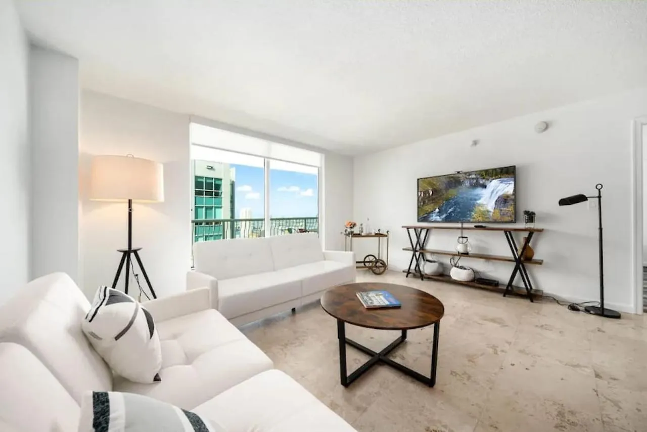 Penthouse W Private Balcony King Bed Parking Miami