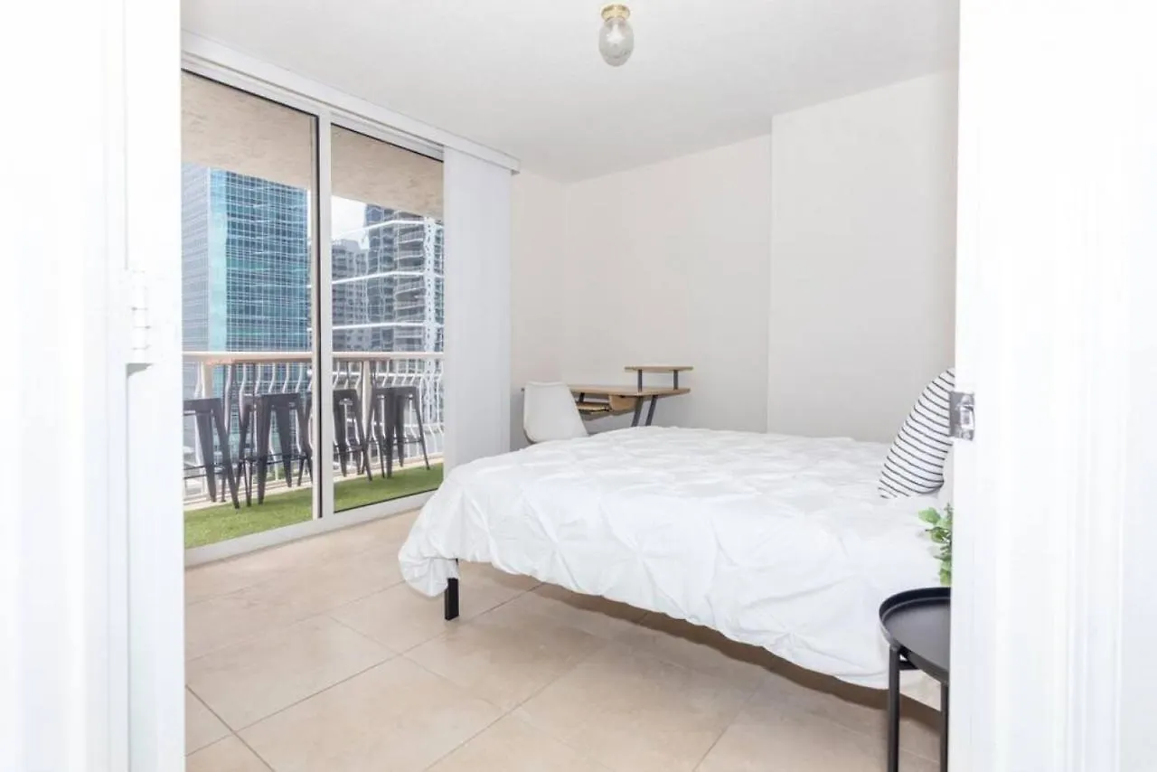 Apartment 2 Bedroom, 2 Bathroom Den Brickell Pool, Hot Tub, And Gym Miami
