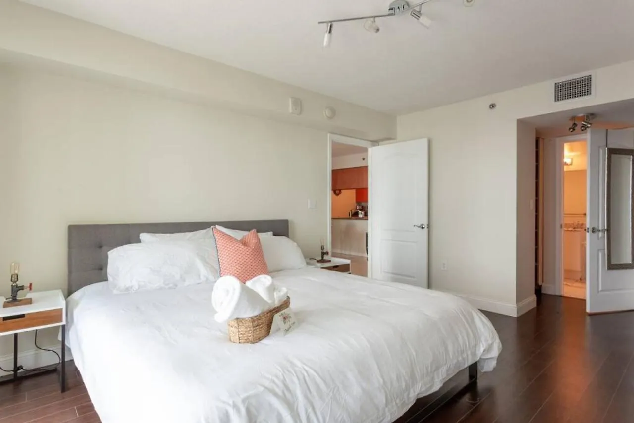 Ocean And Views Lux Brickell Sleeps, 4 King Bd