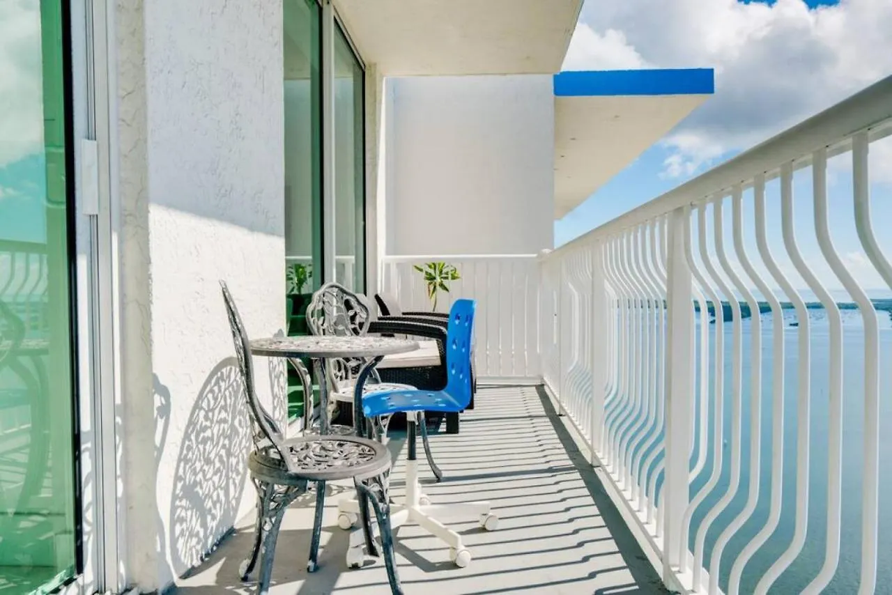 Penthouse With Ocean And Views In Lux Brickell Sleeps 4 Casa de Férias