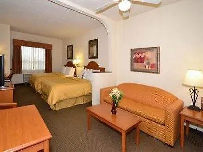 Comfort Miami Airport North 3*