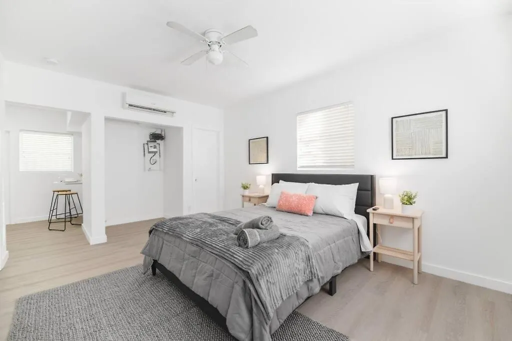 Fantastic 15 Min From The Apartment Miami