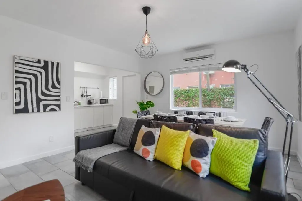 Great 2 Bedroom Near The Appartement Miami