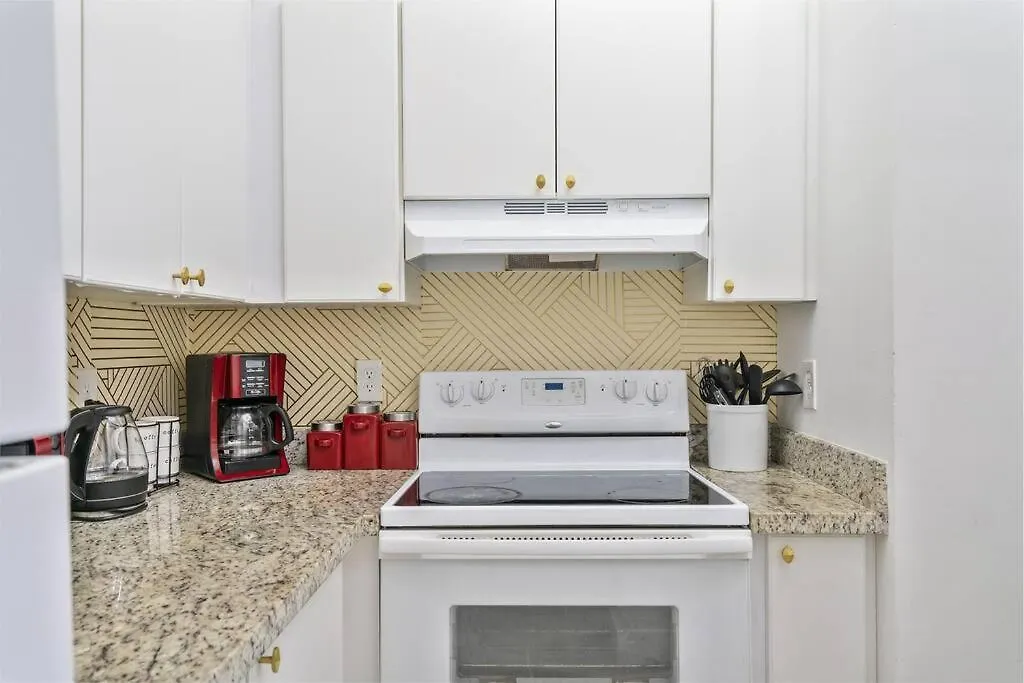 Near Airport 2 Story 2 Bedroom W/ Balcony Apartamento Miami