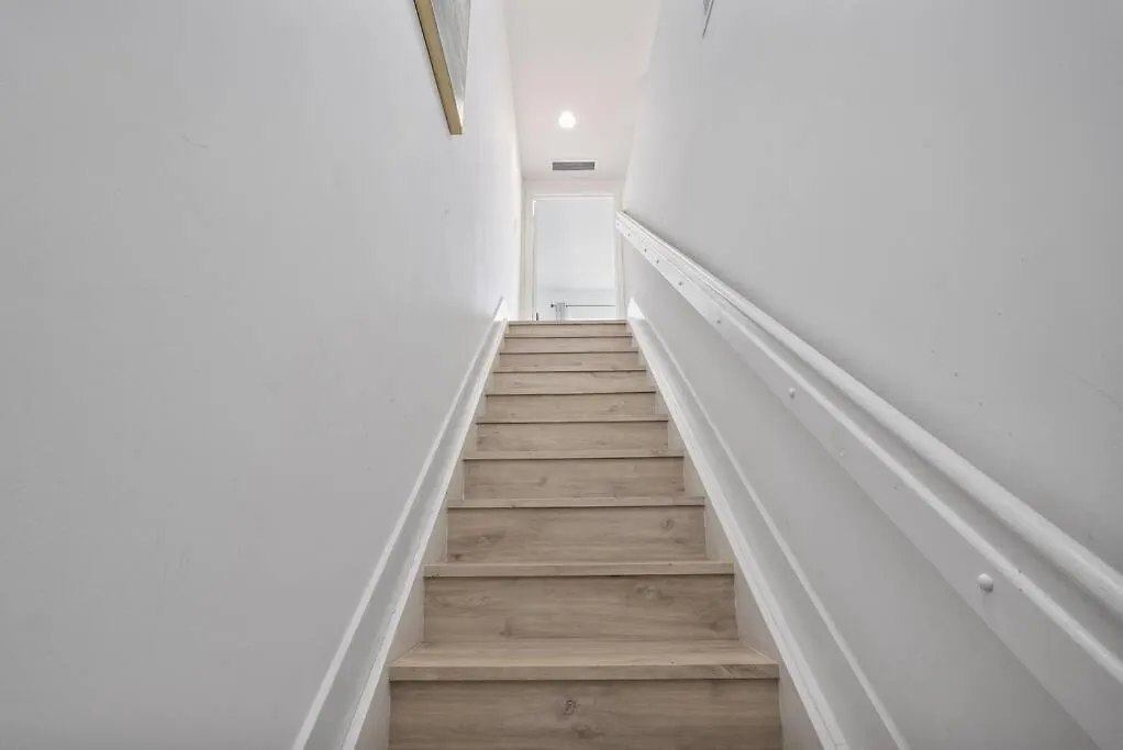 Apartamento Near Airport 2 Story 2 Bedroom W/ Balcony Miami