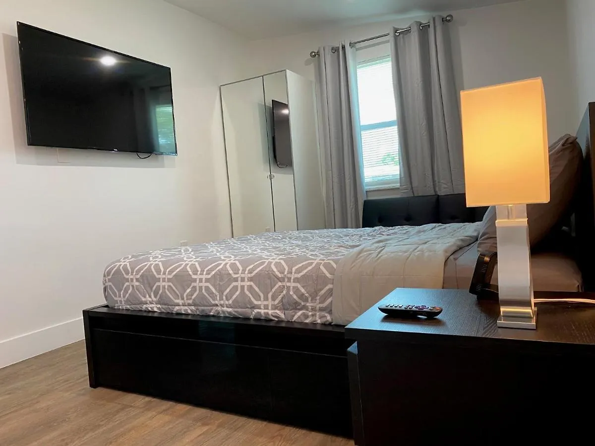 Apartment Cottages Near Fiu Miami