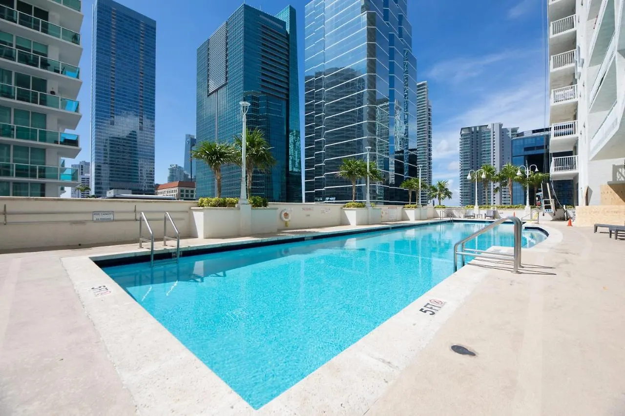 Luxury 2 Bedrooms Brickell Bay בית נופש