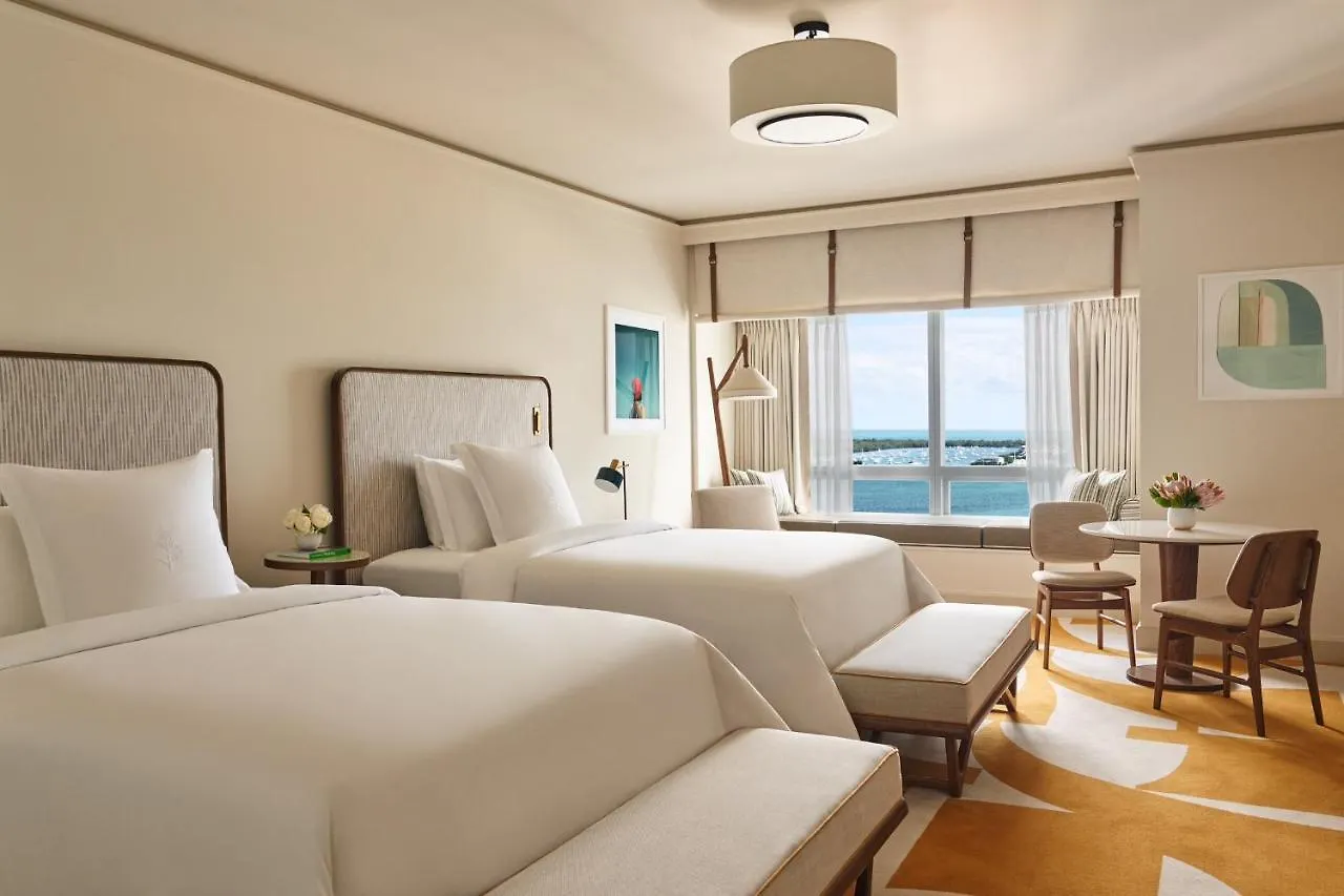 Four Seasons 5*