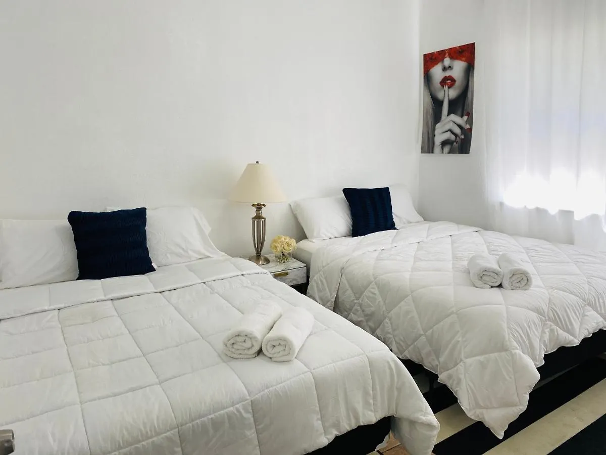Xanadu Villas - 3 Bedroom House Or 2 Bedroom