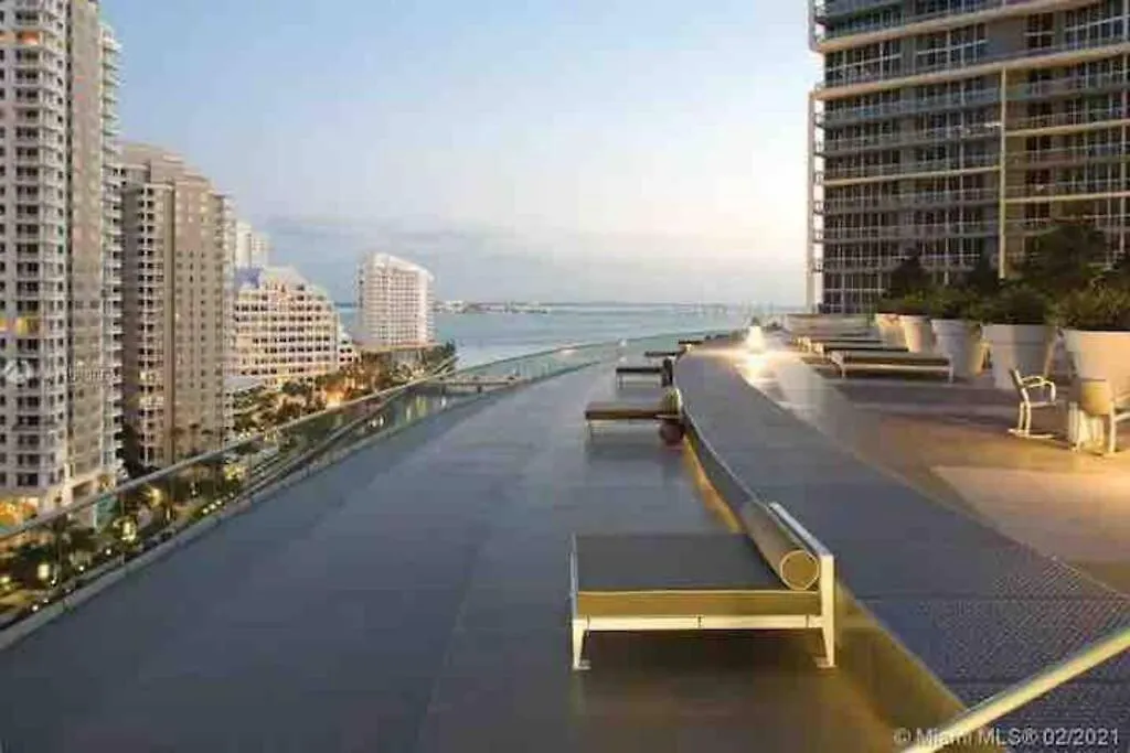2 Bedroom With Stunning Views At The W Residences 公寓 *
