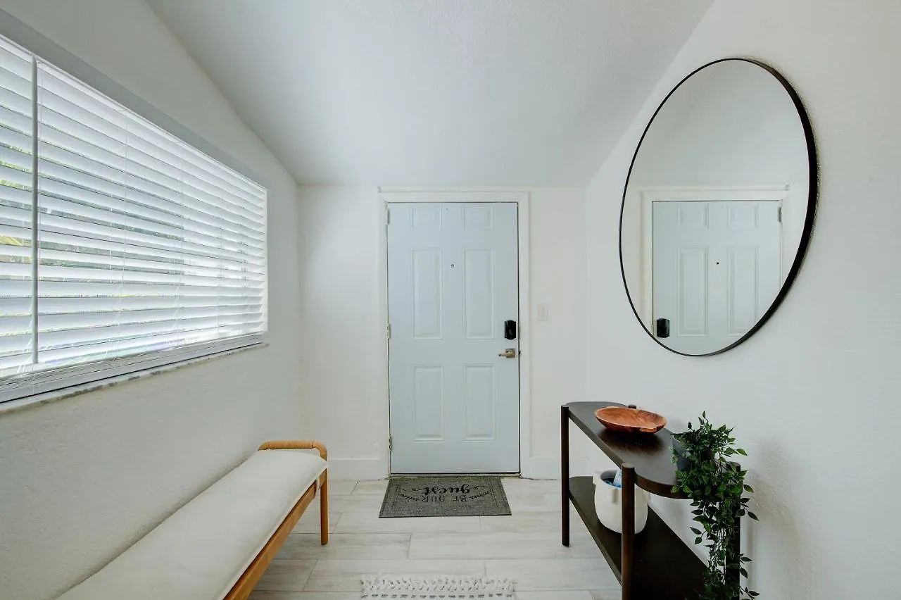 Apartment Renzzi Wynwood House