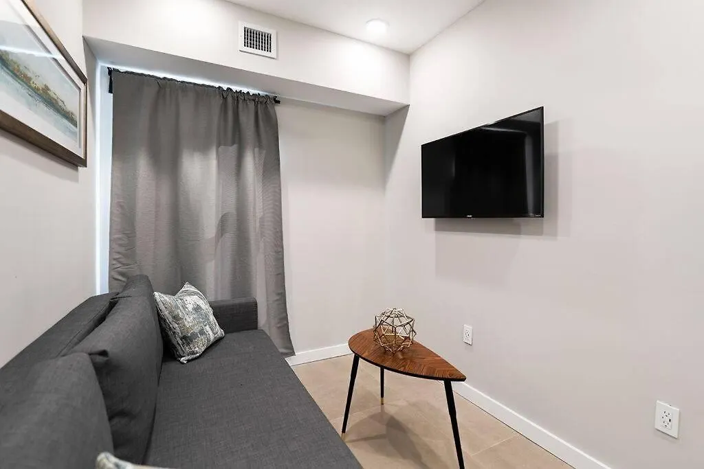Elegant East Little Havana / Free Parking *
