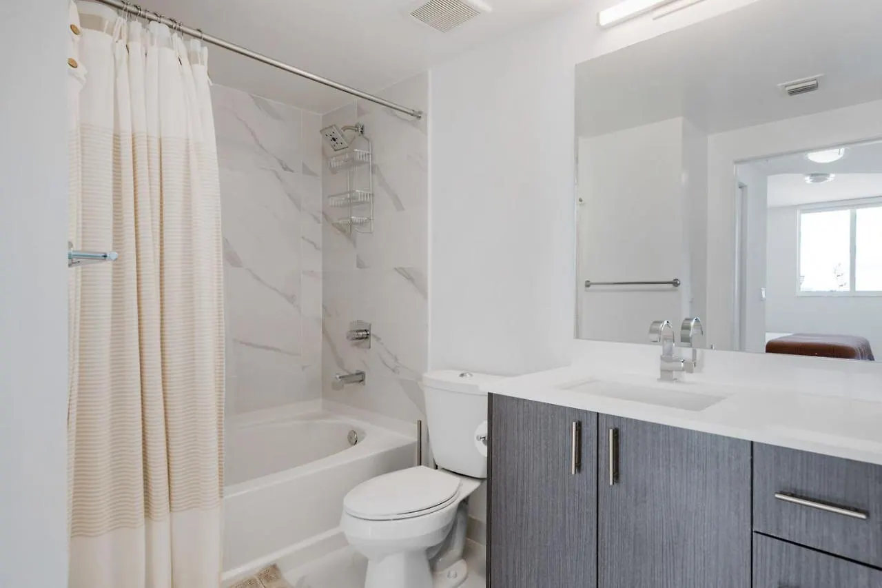 Brickell 1br W Gym Pool Wd Nr Center Mia-43 *