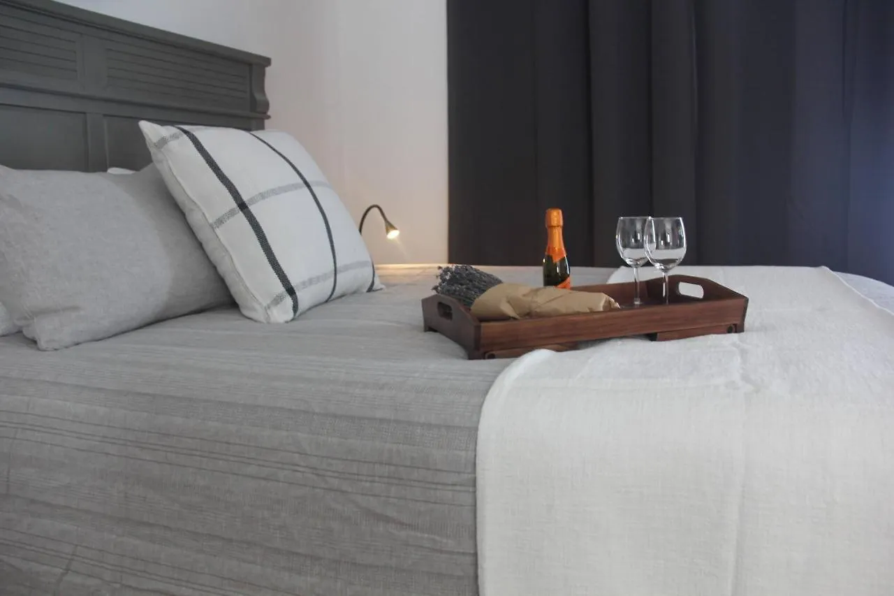 Apartment Casa Cuba In Little Havana, Brickell, Calle 8 And 10 Minutes To The Free Parking