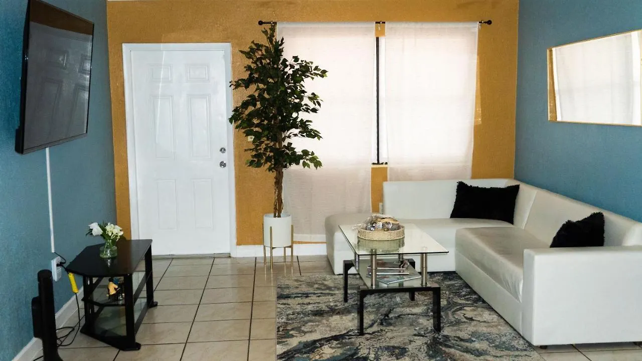 Mne Luxury In Miami Guest house