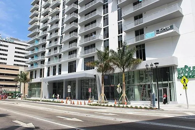Luxurious View Apartment *