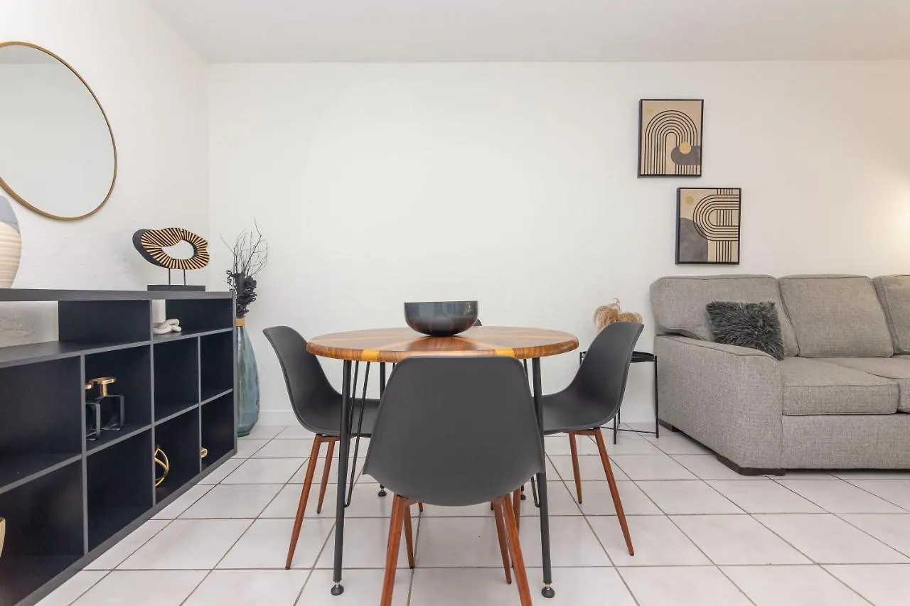 One Bedroom - With Parking & Balcony - Heart Of Wynwood * Μαϊάμι