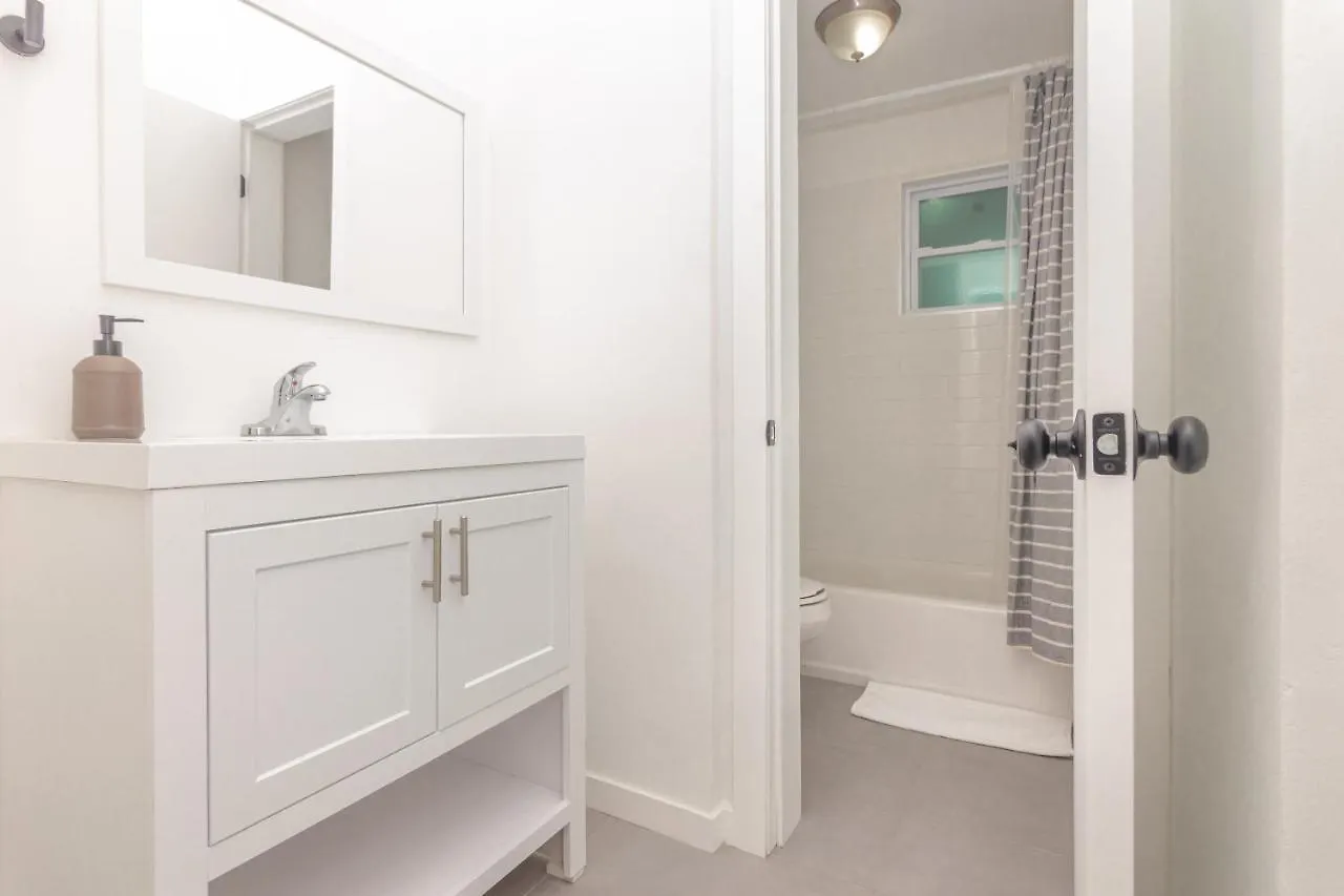 One Bedroom - With Parking & Balcony - Heart Of Wynwood * Μαϊάμι