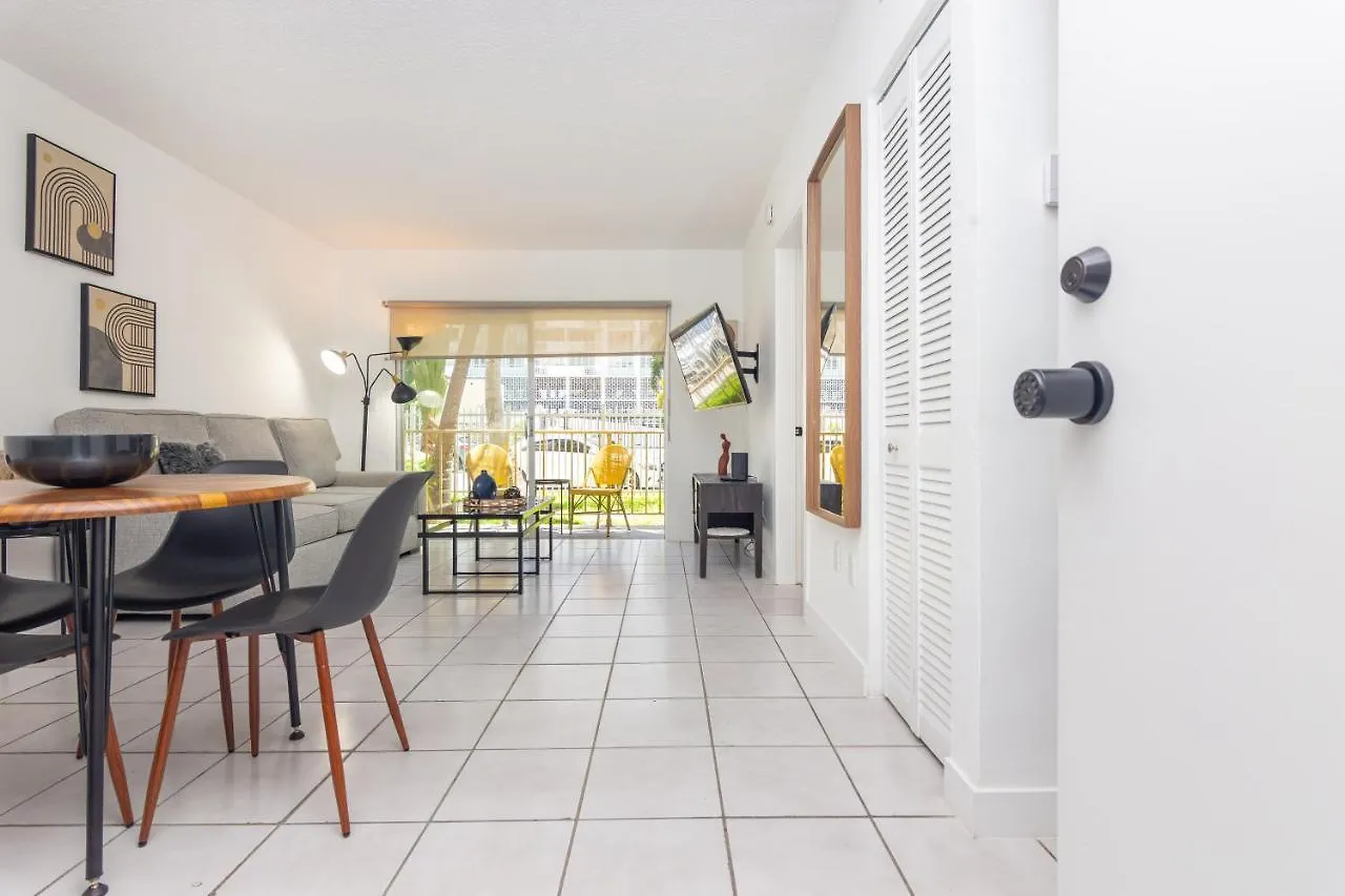One Bedroom - With Parking & Balcony - Heart Of Wynwood * Μαϊάμι