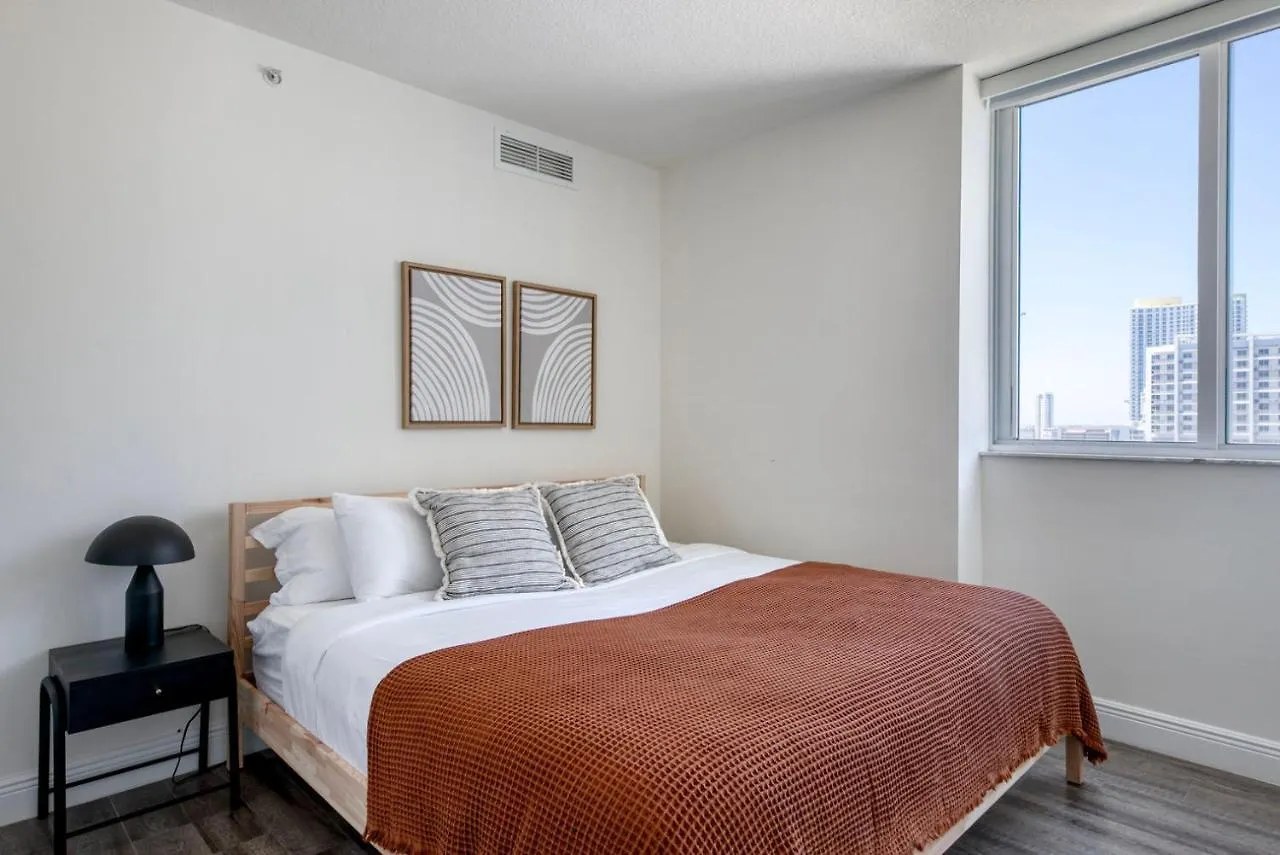 Brickell 3br W Gym Pool Wd Nr Center Mia-51 Miami